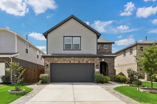 $2,800 | 25227 Sierra Mnr Court, Katy, TX 77493