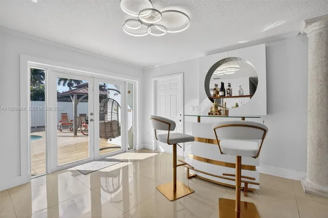 $899,000 | 13966 Southwest 13th Street, Miami, FL 33184