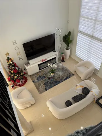 $899,000 | 13966 Southwest 13th Street, Miami, FL 33184