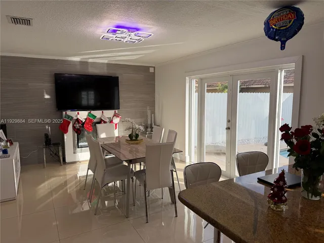 $899,000 | 13966 Southwest 13th Street, Miami, FL 33184