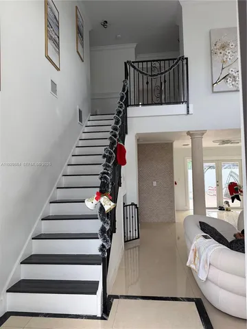 $899,000 | 13966 Southwest 13th Street, Miami, FL 33184