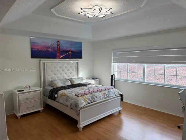 $899,000 | 13966 Southwest 13th Street, Miami, FL 33184