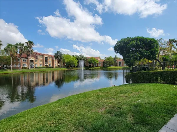 $1,800 | 4844 Highway 7, Unit 2303, Coconut Creek, FL 33073