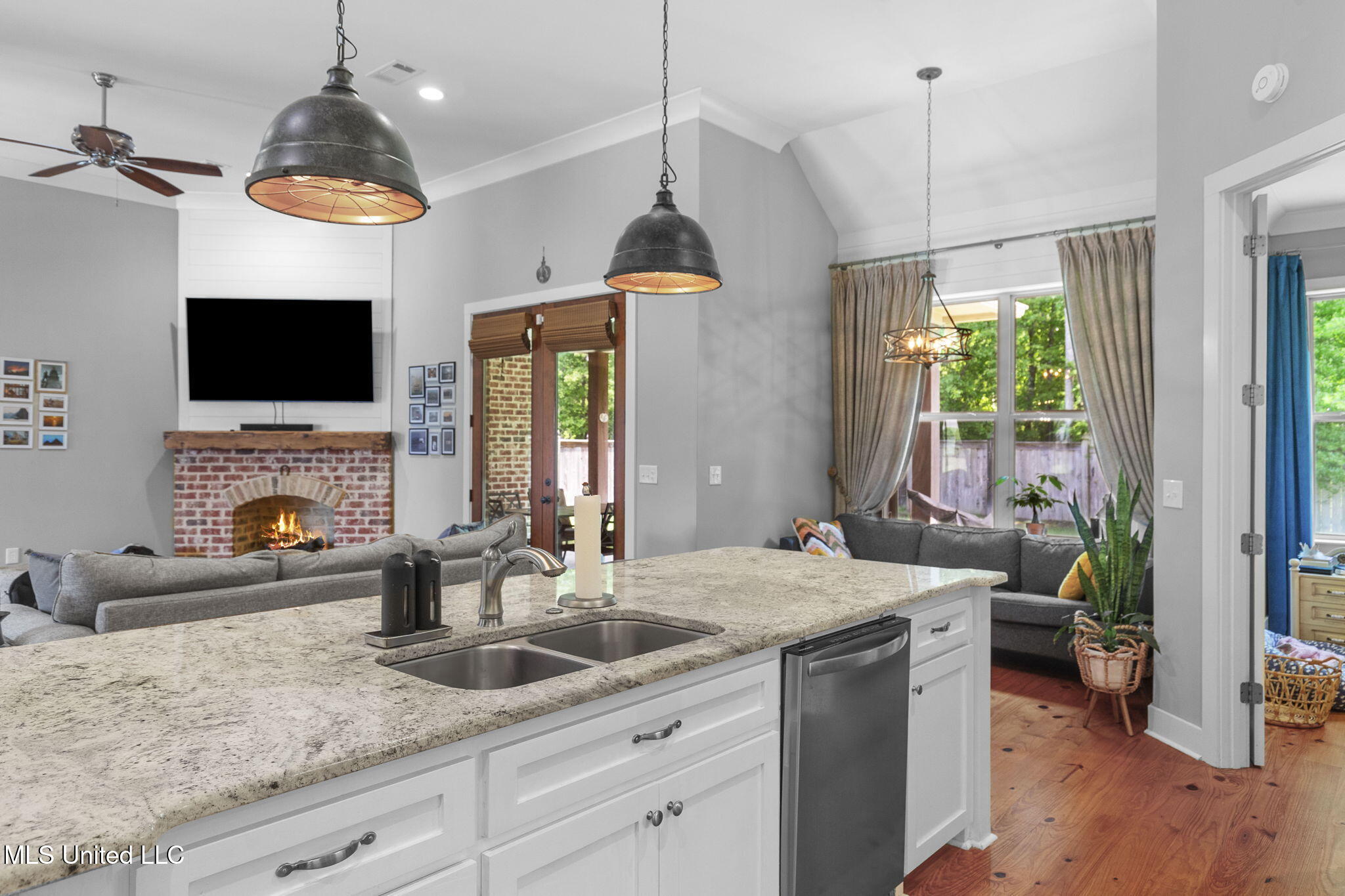 417 Brazos Drive Brandon, MS 39047 - Photo 18 of 56 16-web-or-mls-417 Brazos-24