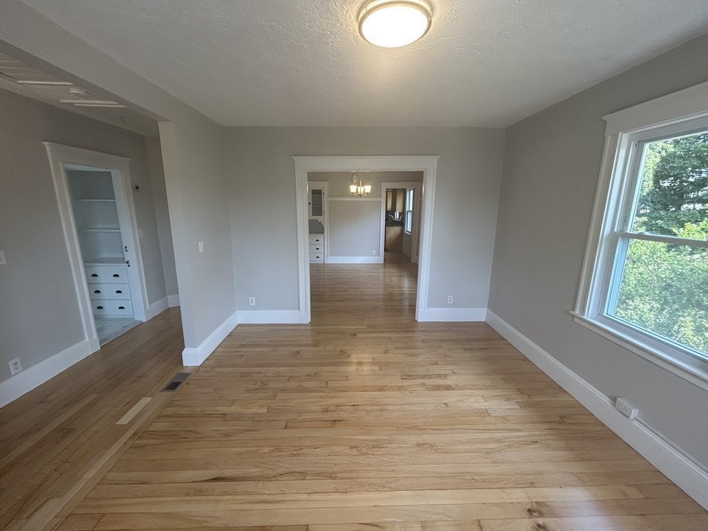 42 Sterling Road, Unit 2 Waltham, MA 02451 - Photo 3 of 23 Gallery Image 3