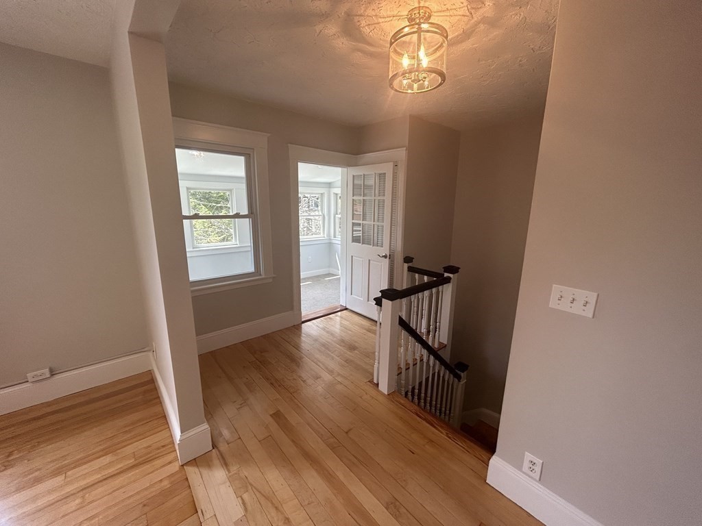 42 Sterling Road, Unit 2 Waltham, MA 02451 - Photo 5 of 23 Gallery Image 5
