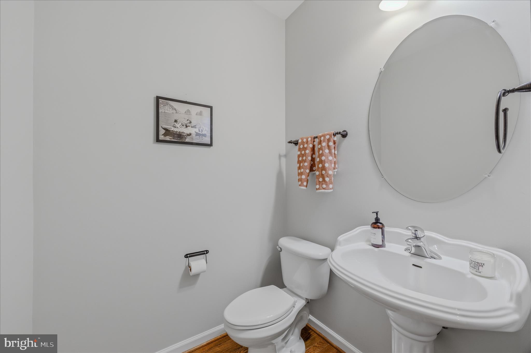 220 West Ridge Court Warrenton, VA 20186 - Photo 7 of 49 Half Bath