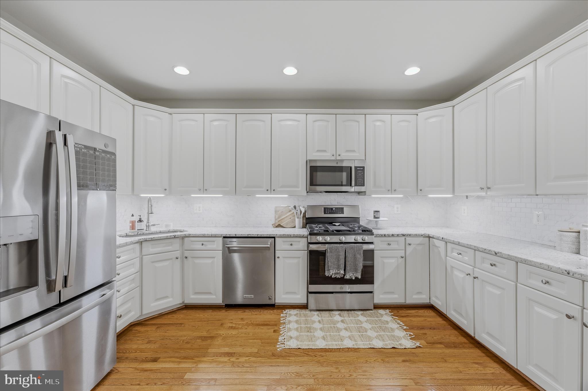220 West Ridge Court Warrenton, VA 20186 - Photo 8 of 49 Kitchen