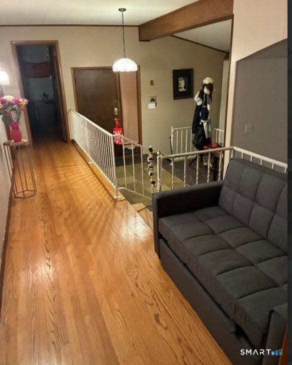 25 Oakridge Road Trumbull, CT 06611 - Photo 4 of 12 Gallery Image 4