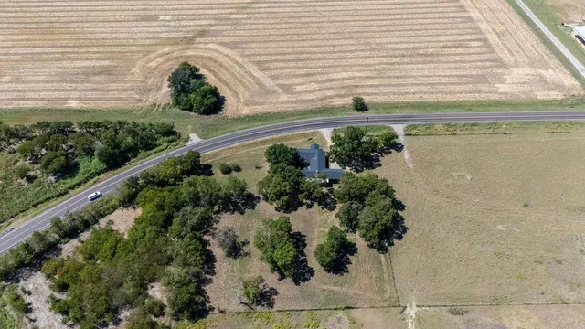 $415,000 | 5101 Farm To Market 55, Italy, TX 76651