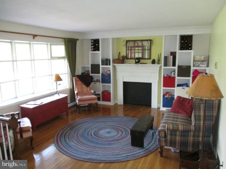 116 Little Road Perkiomenville, PA 18074 - Photo 5 of 21 Living Room
