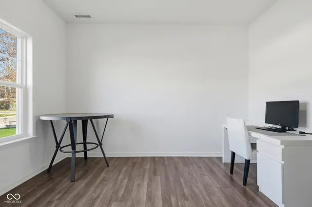 $395,000 | 5737 Lauren Lane, Columbus, IN 47203