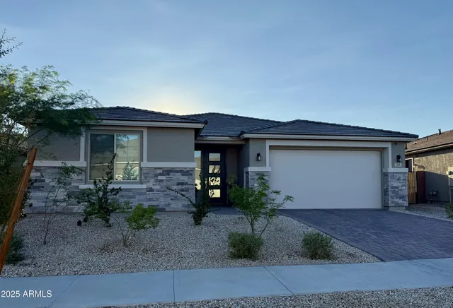 $2,450 | 24 South 157th Lane, Goodyear, AZ 85338