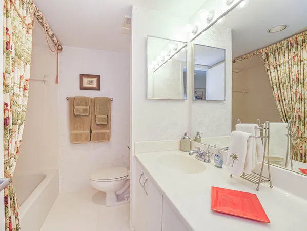 $2,500 | 2700 North Hwy A1A, Unit 307, Hutchinson Island, FL 34949