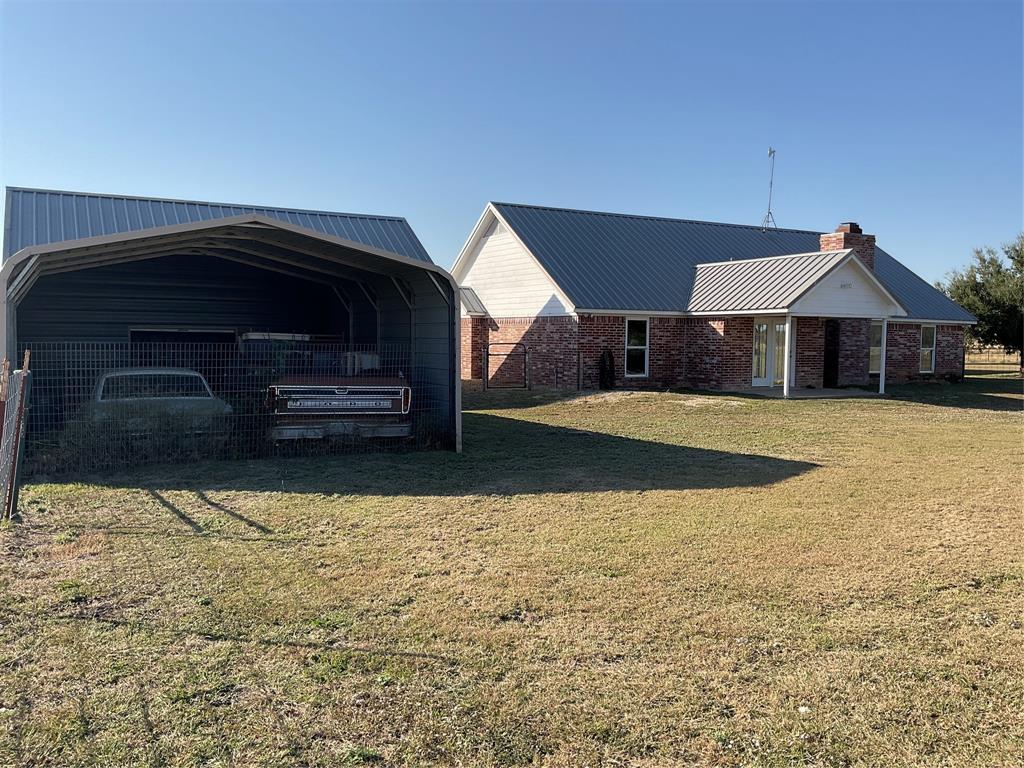 314 Jackson Heights Lorena, TX 76655 - Photo 8 of 40 Extra Car Covered storage
