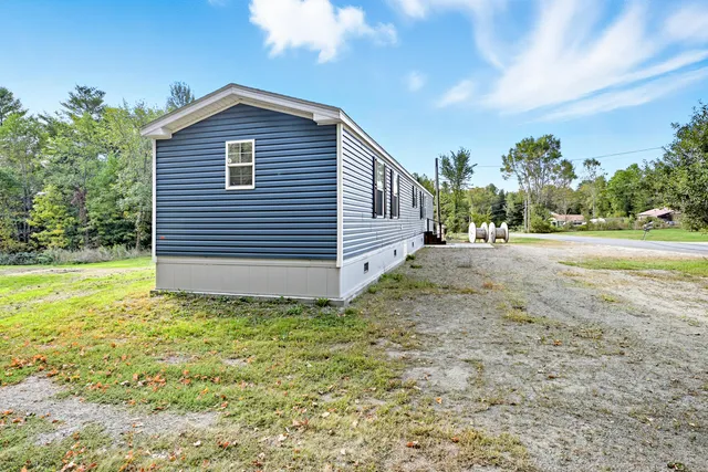 $185,000 | 1107 Hill Road, Clinton, ME 04927