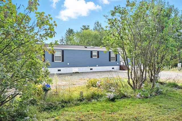 $185,000 | 1107 Hill Road, Clinton, ME 04927