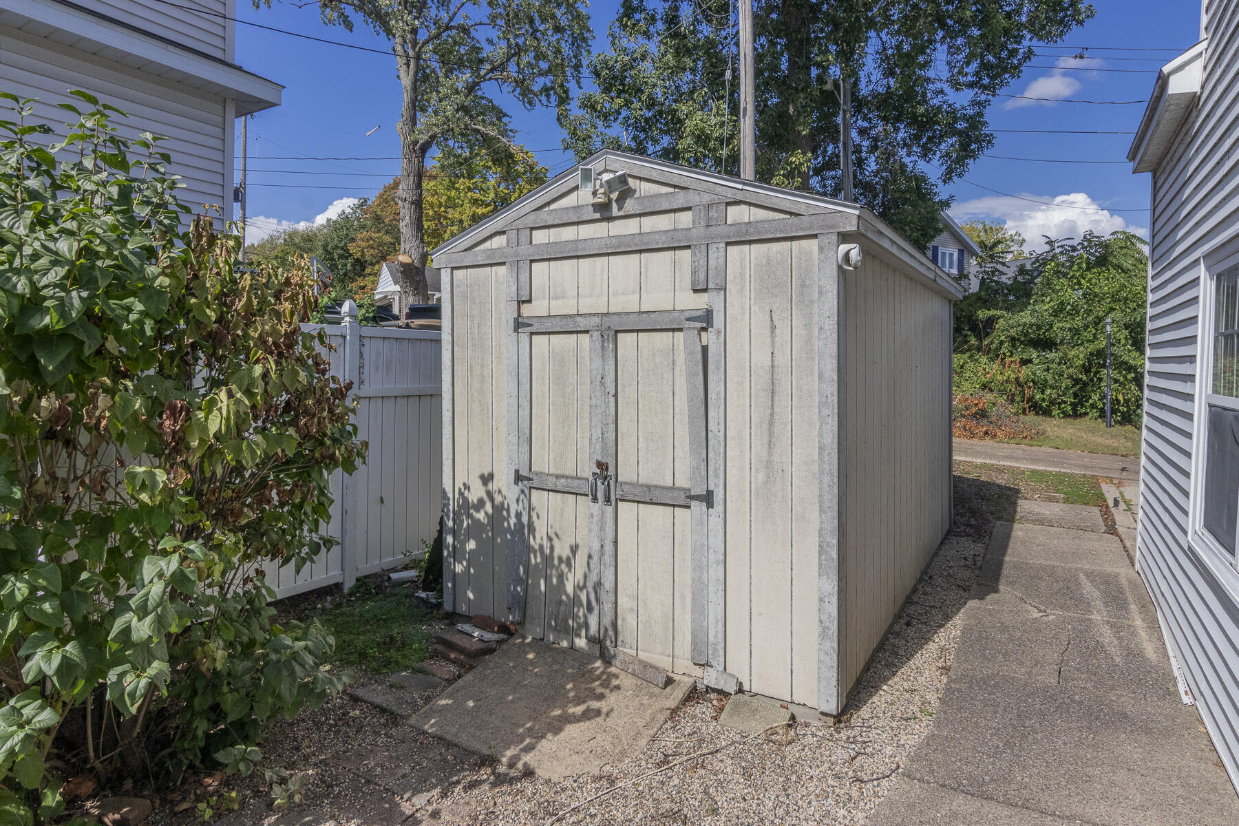 5188 Deep Point Drive Portage, MI 49002 - Photo 26 of 38 5188DeepPointDr-44