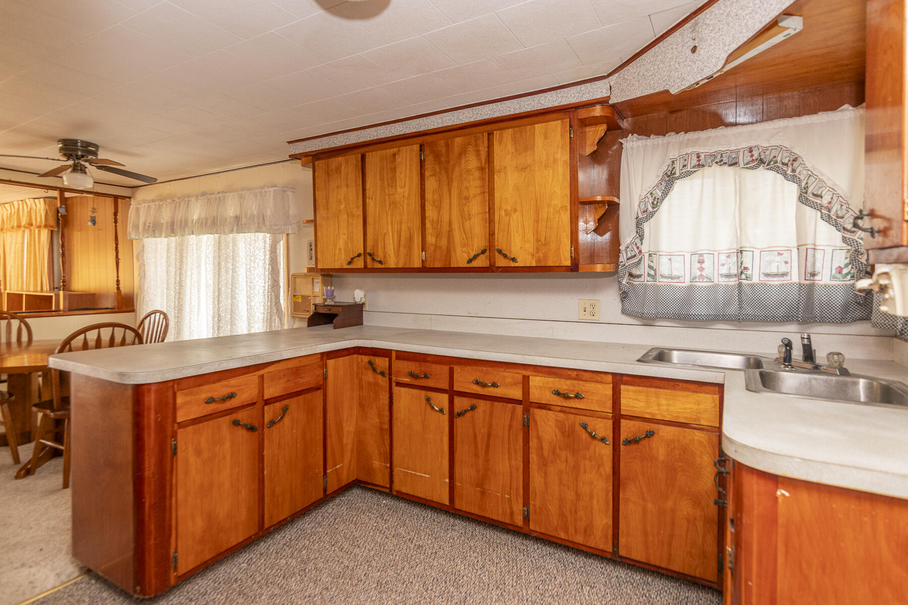 5188 Deep Point Drive Portage, MI 49002 - Photo 6 of 38 5188DeepPointDr-52