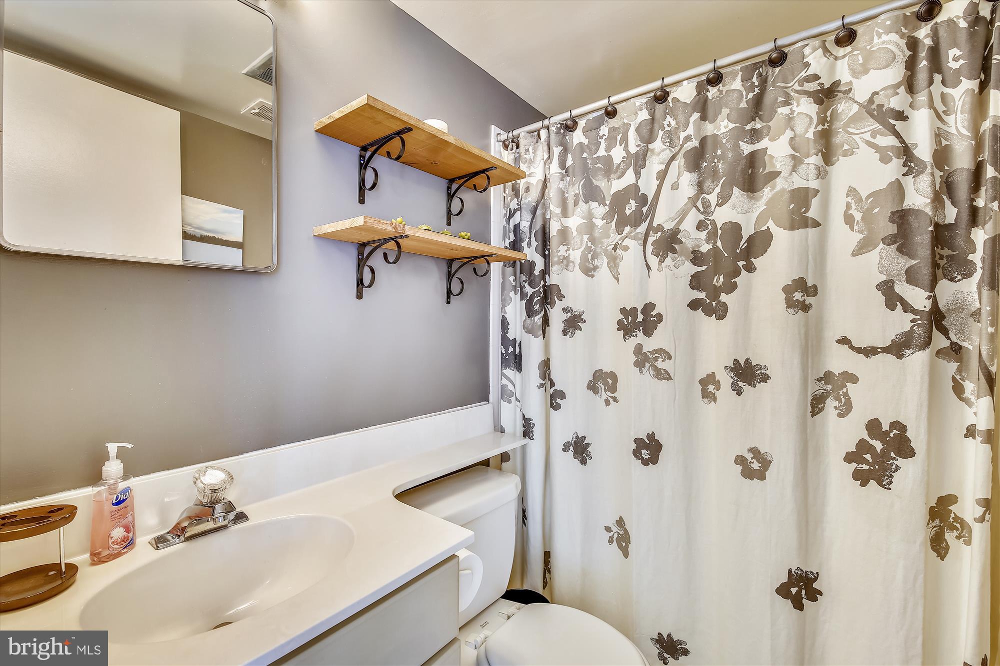 7409 Miller Fall Road Rockville, MD 20855 - Photo 9 of 55 Gallery Image 9