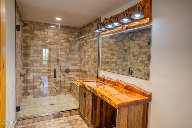 $2,500,000 | 18 N5162, Concho, AZ 85924