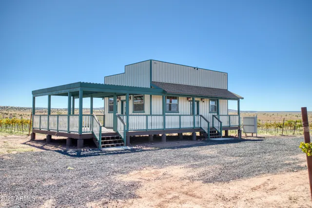 $2,500,000 | 18 N5162, Concho, AZ 85924