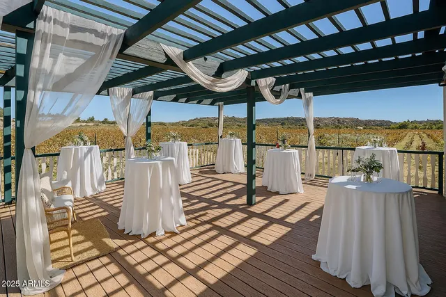 $2,500,000 | 18 N5162, Concho, AZ 85924