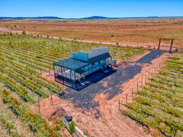 $2,500,000 | 18 N5162, Concho, AZ 85924