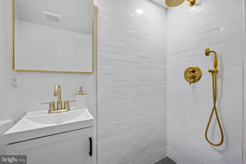 $630,000 | 2641 North Calvert Street, Baltimore, MD 21218