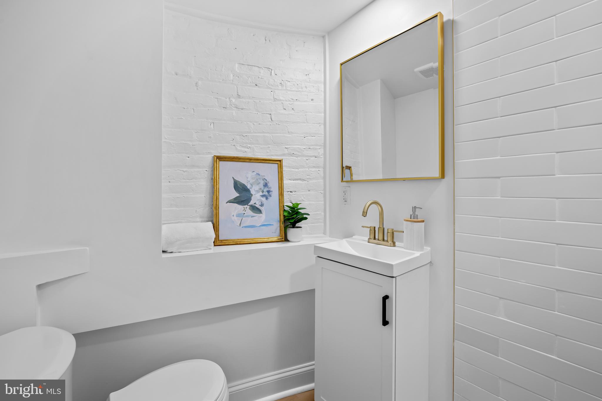 2641 North Calvert Street Baltimore, MD 21218 - Photo 37 of 47 finished-basement-apartment-with-private-entrance-