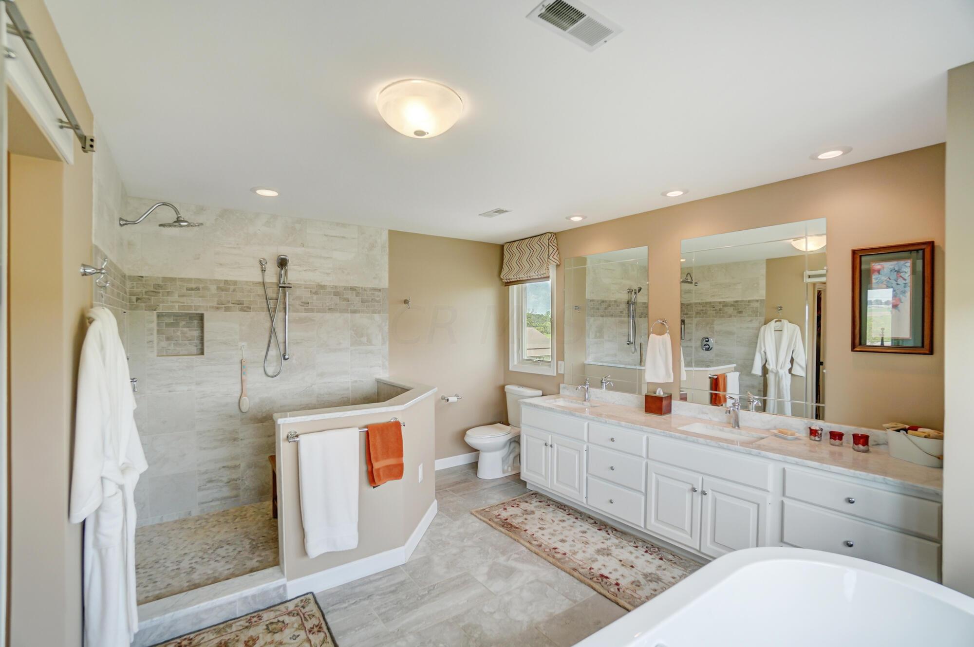 2100 Old Columbus Road London, OH 43140 - Photo 63 of 92 Primary Bathroom