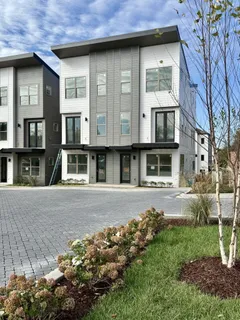 $339,900 | 250 Arrowhead Drive, Nashville, TN 37216