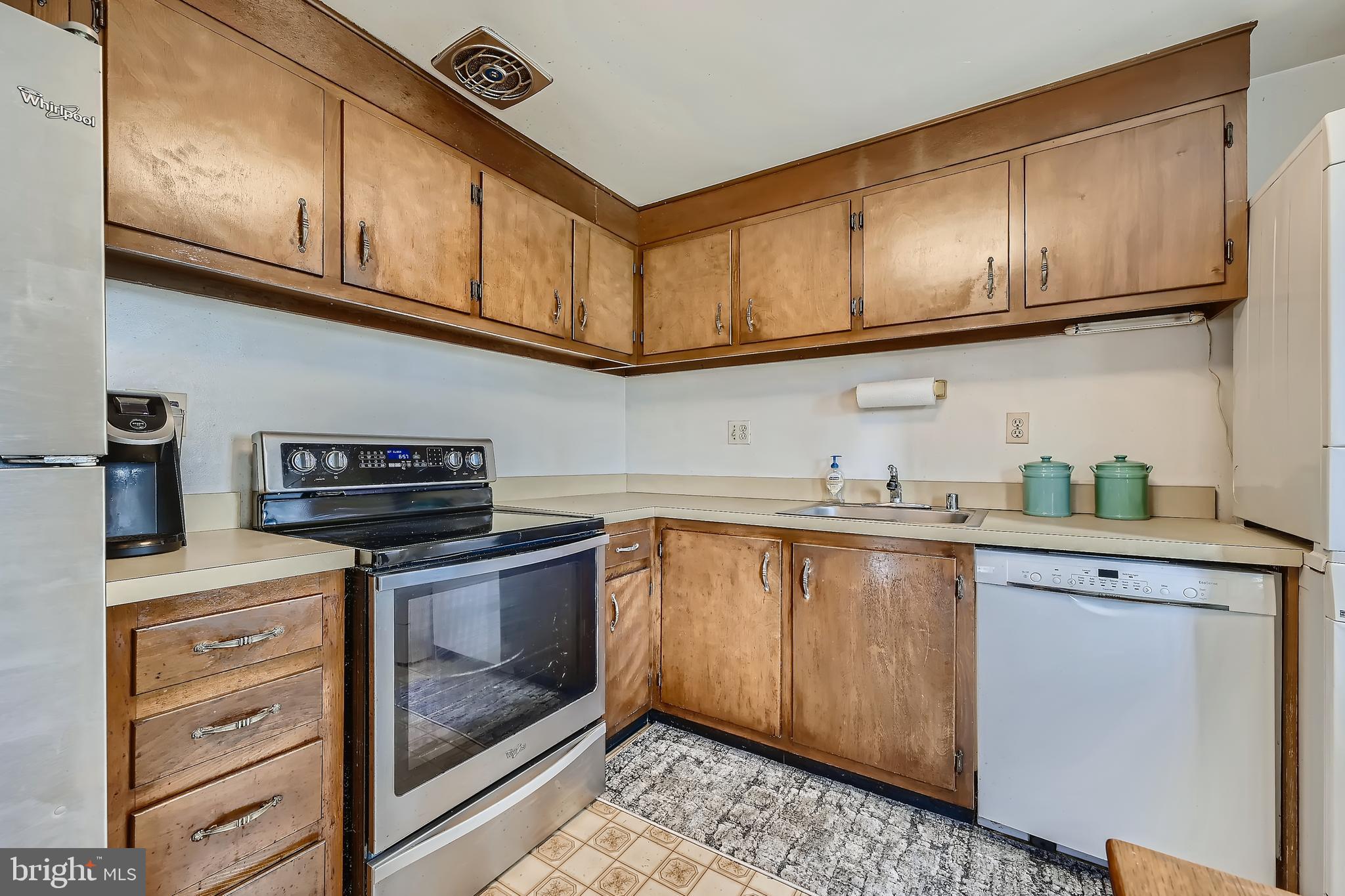 2413 Lodge Farm Road Baltimore, MD 21219 - Photo 14 of 28 Kitchen w/ tons of cabinetry