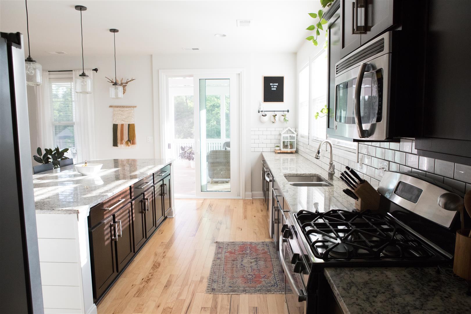 1029 Harbortowne Road Charleston, SC 29412 - Photo 6 of 25 Shannon Oleksak - 06_1029Harbortowne