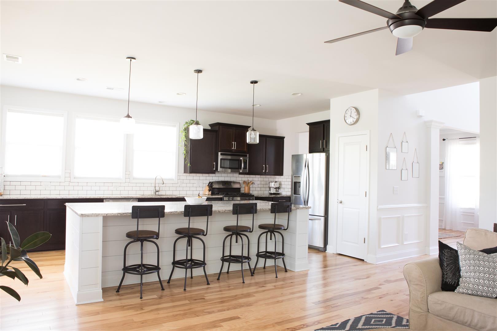 1029 Harbortowne Road Charleston, SC 29412 - Photo 8 of 25 Shannon Oleksak - 08_1029Harbortowne