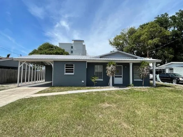 $1,950 | 3706 East Shadowlawn Avenue, Tampa, FL 33610