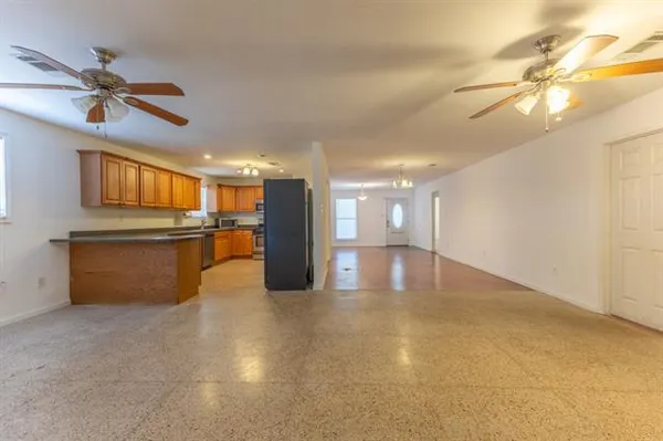 $2,000 | 4727 St Bernard Avenue, New Orleans, LA 70122