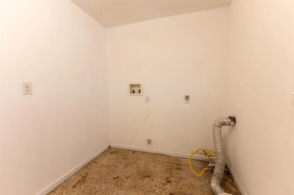 $2,000 | 4727 St Bernard Avenue, New Orleans, LA 70122