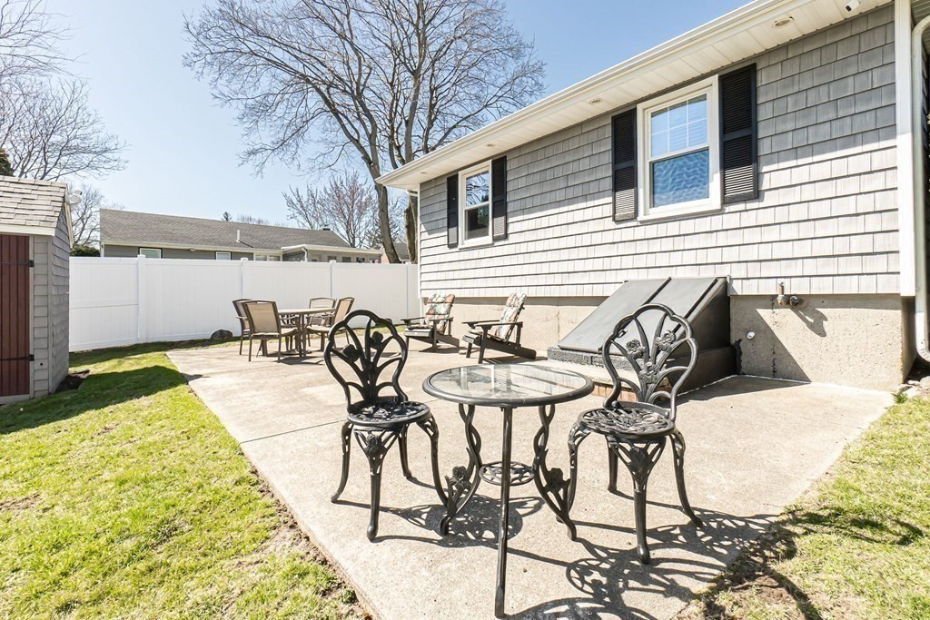 4 Burnham Road Peabody, MA 01960 - Photo 27 of 37 Gallery Image 27