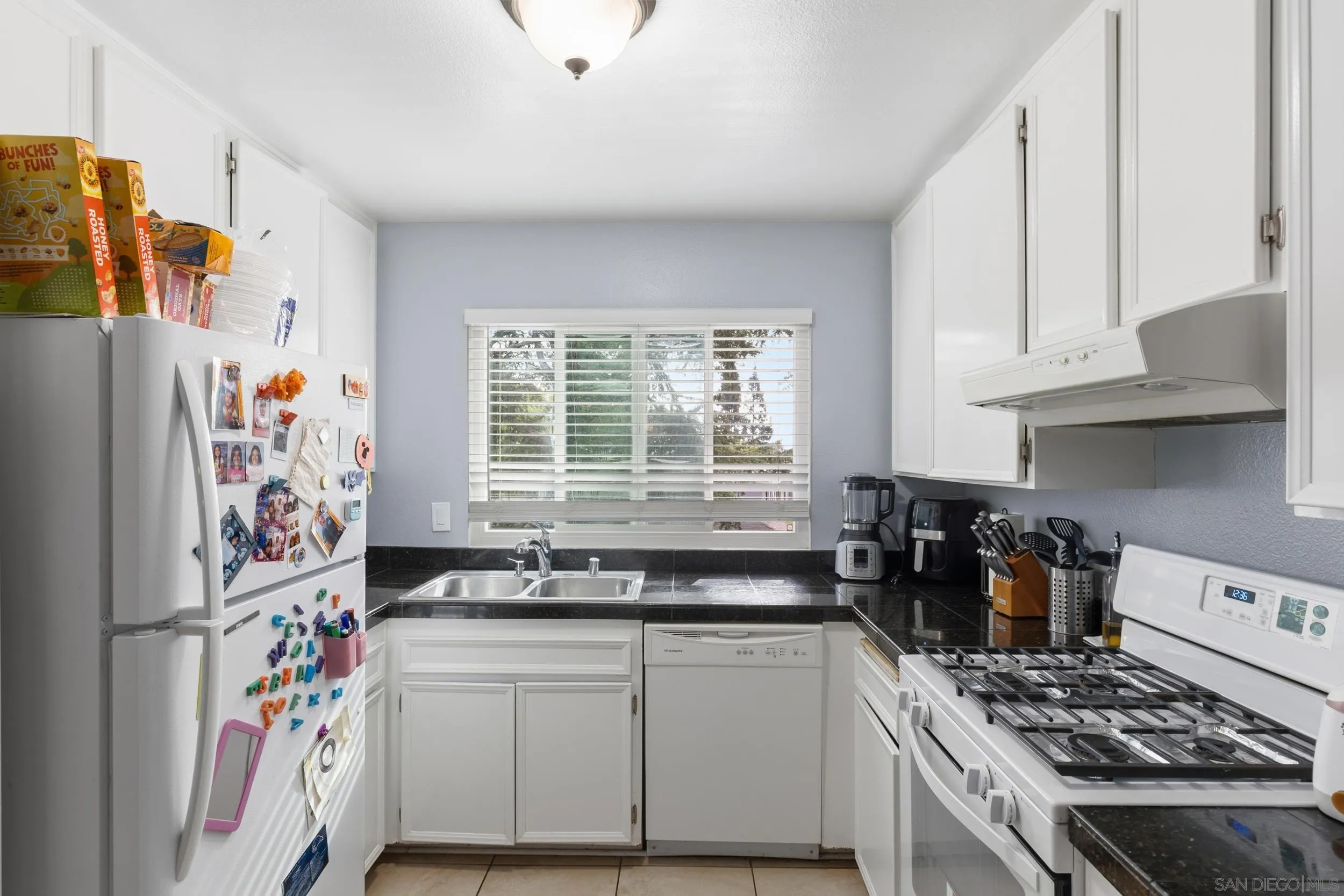 10382 Alphonse Street, Unit F4 Santee, CA 92071 - Photo 8 of 27