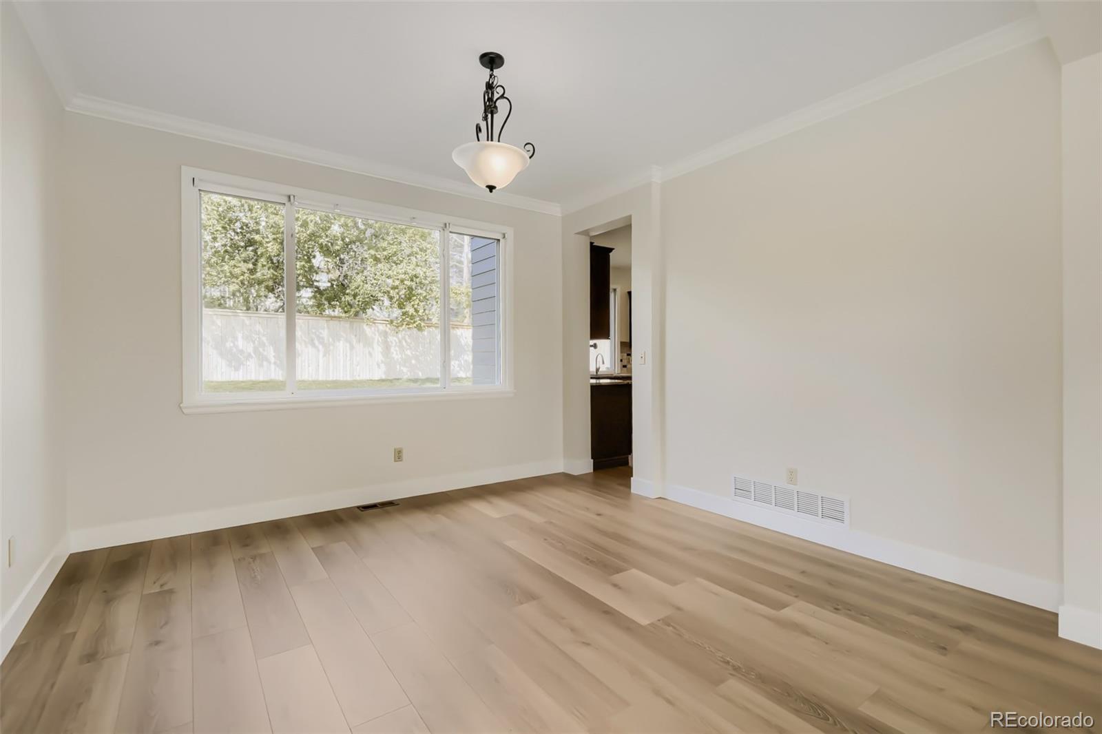 7005 Newhall Drive Highlands Ranch, CO 80130 - Photo 8 of 41