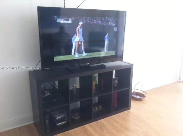 $2,250 | 2101 South Ocean Drive, Unit 1506, Hollywood, FL 33019