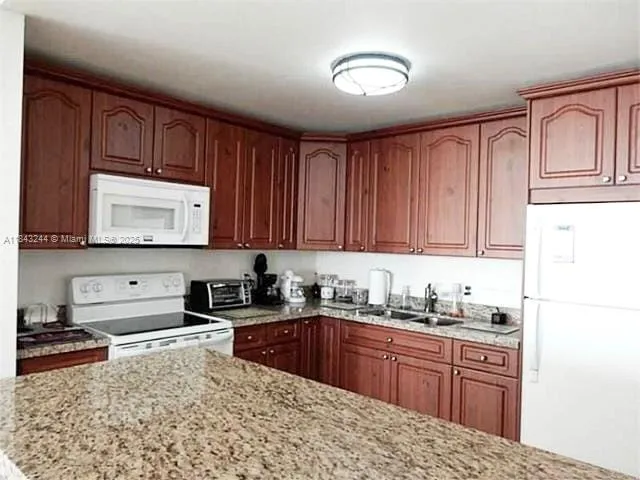 $2,250 | 2101 South Ocean Drive, Unit 1506, Hollywood, FL 33019