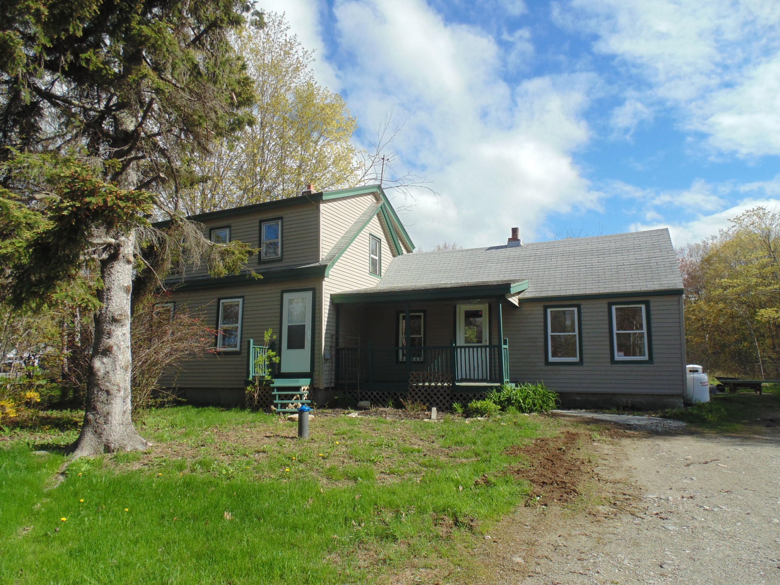147 Lebanon Road Winterport, ME 04496 - Photo 2 of 23 DSC05389
