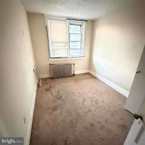 $189,000 | 26 Elmhurst Avenue, Trenton, NJ 08618