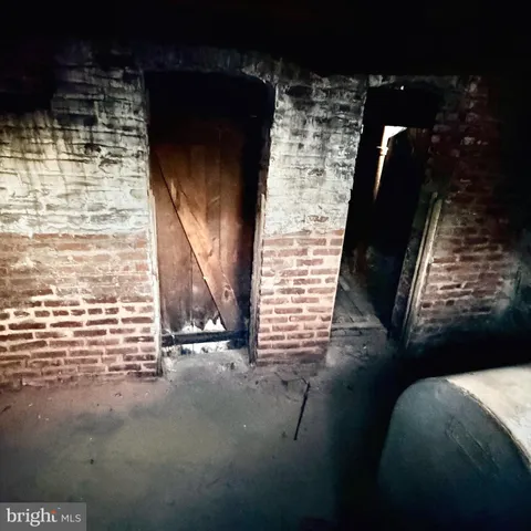 $189,000 | 26 Elmhurst Avenue, Trenton, NJ 08618