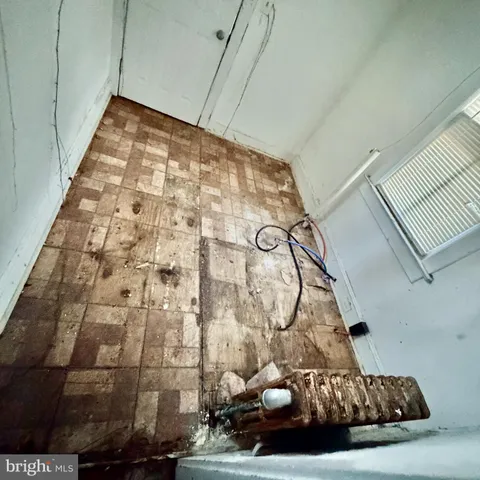 $189,000 | 26 Elmhurst Avenue, Trenton, NJ 08618