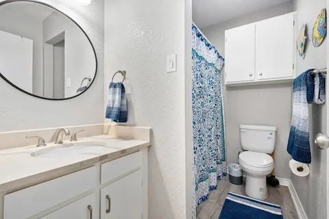 2003 North Fulton Beach Road, Unit 43 Rockport, TX 78382 - Photo 19 of 30 Hall Bath