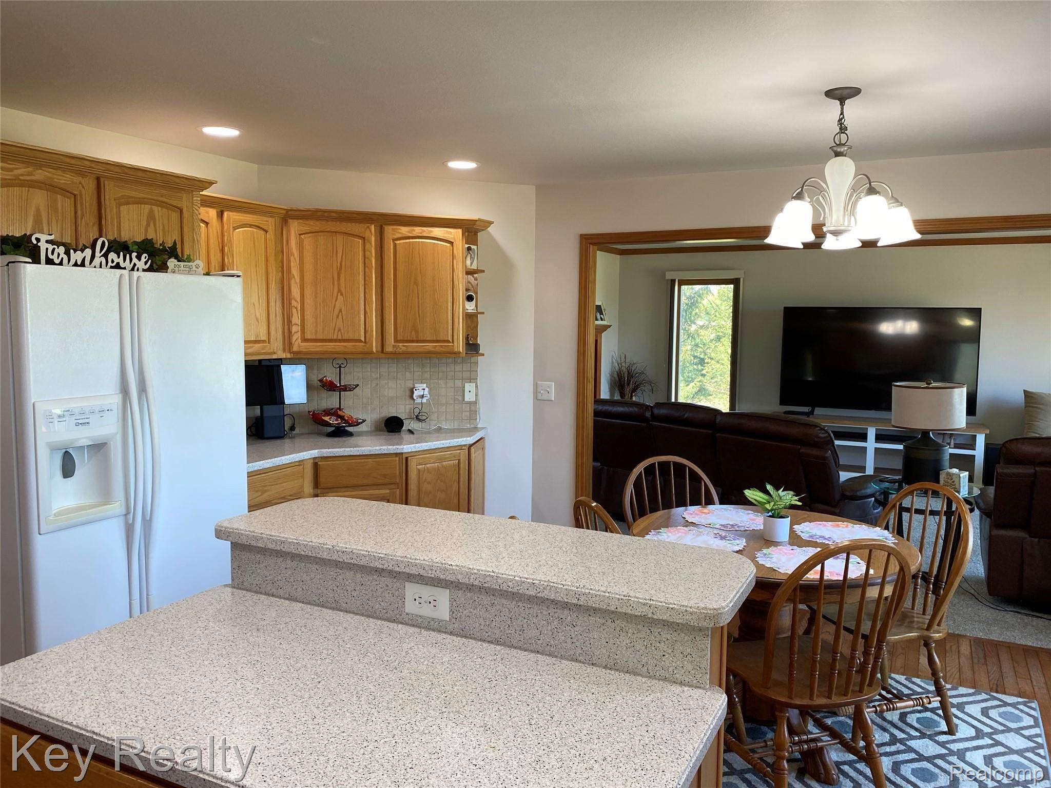 2020 Samaria Road Temperance, MI 48182 - Photo 35 of 70 83E3056F-24B2-4756-B1C9-E4371A3A5DBC.jpeg