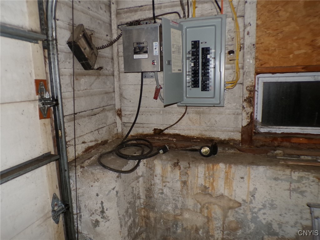 7180 Glur Road Rome, NY 13440 - Photo 42 of 49 one story electrical service